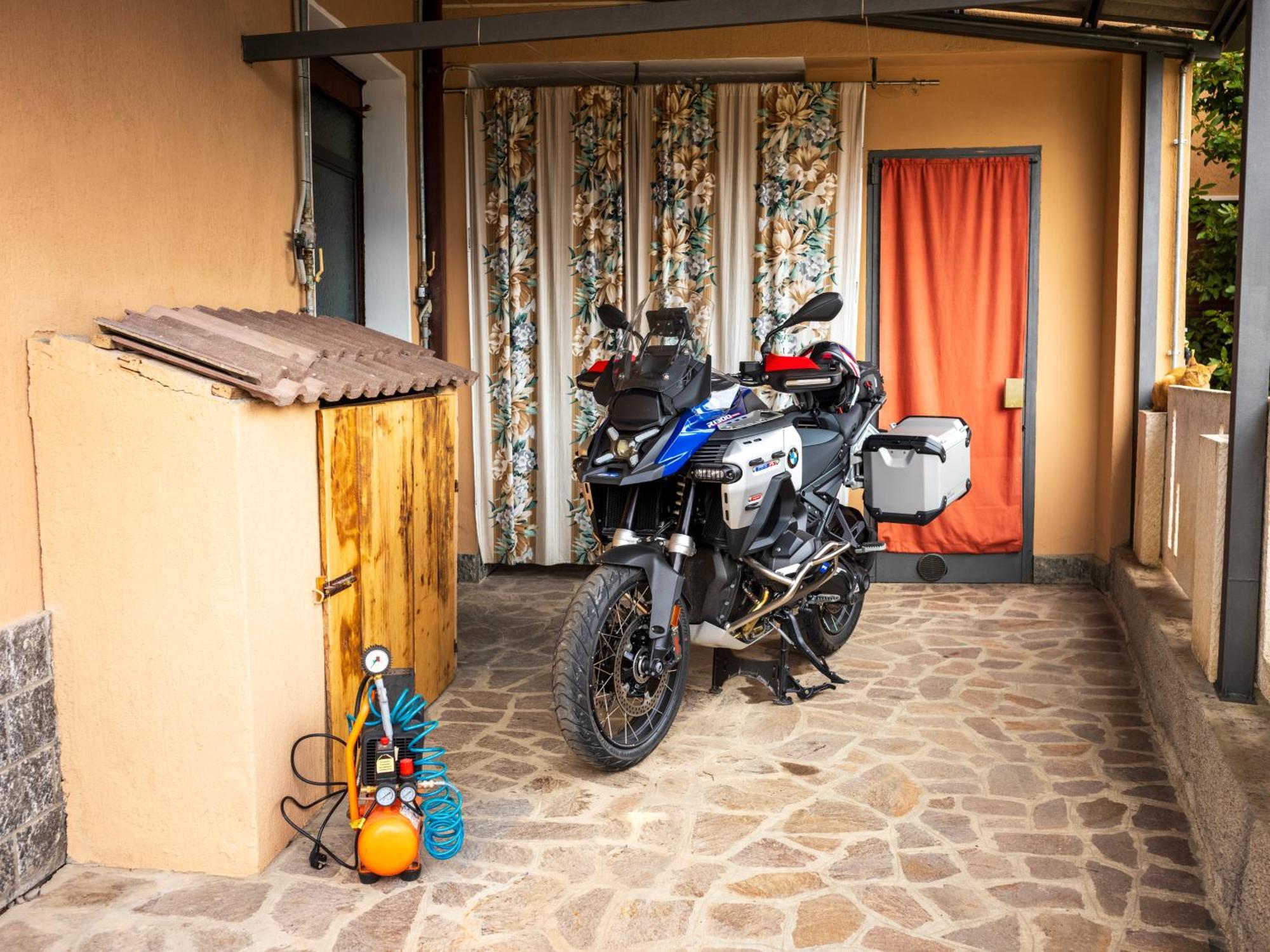 B&B La Vittoria Crone Bagian luar foto